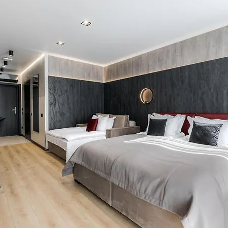 Glacier Premium Hotel