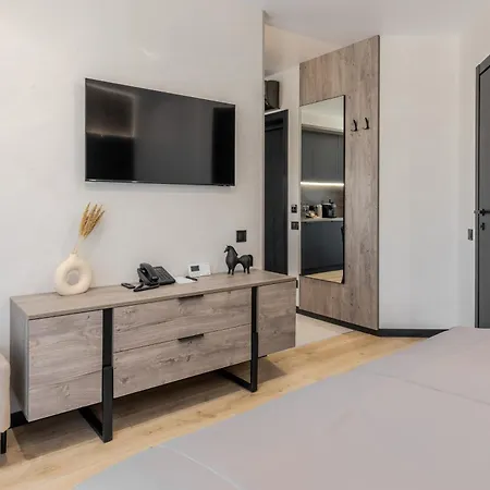 Glacier Premium Hotel Boekovel