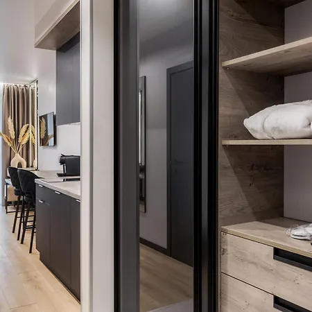 Glacier Premium 酒店