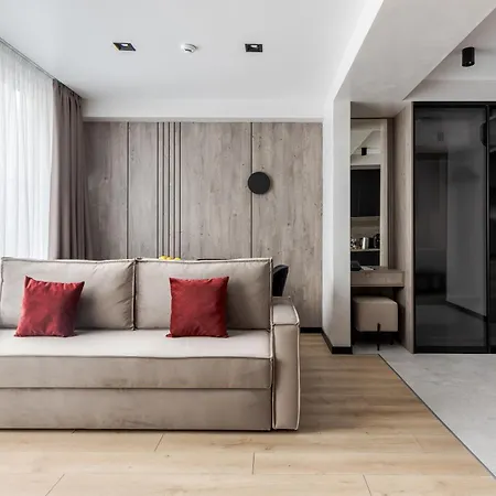 Glacier Premium 酒店 *