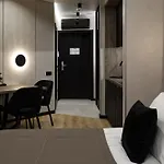 Glacier Premium Hotel *