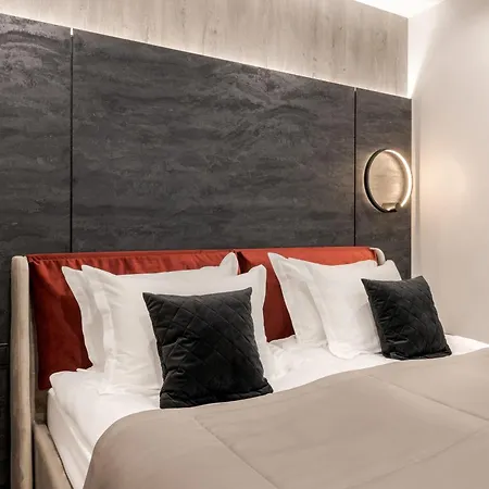 Glacier Premium Hotell *